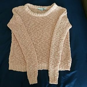 Great condition Forever 21 Peach sweater